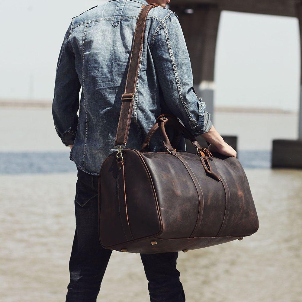 Le June - Sac de voyage fourre-tout en cuir vegan noir recyclé – Lambert Le June - Sac de voyage fourre-tout en cuir vegan noir recyclé – Lambert