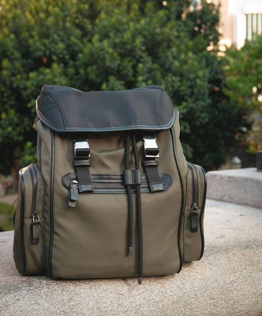 Waxed Canvas vs Nylon Backpacks: Which Is Better for Hiking and Adventure Travel in 2026?