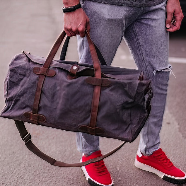 How to Care for Your Waxed Canvas Travel Duffle Bag - Woosir