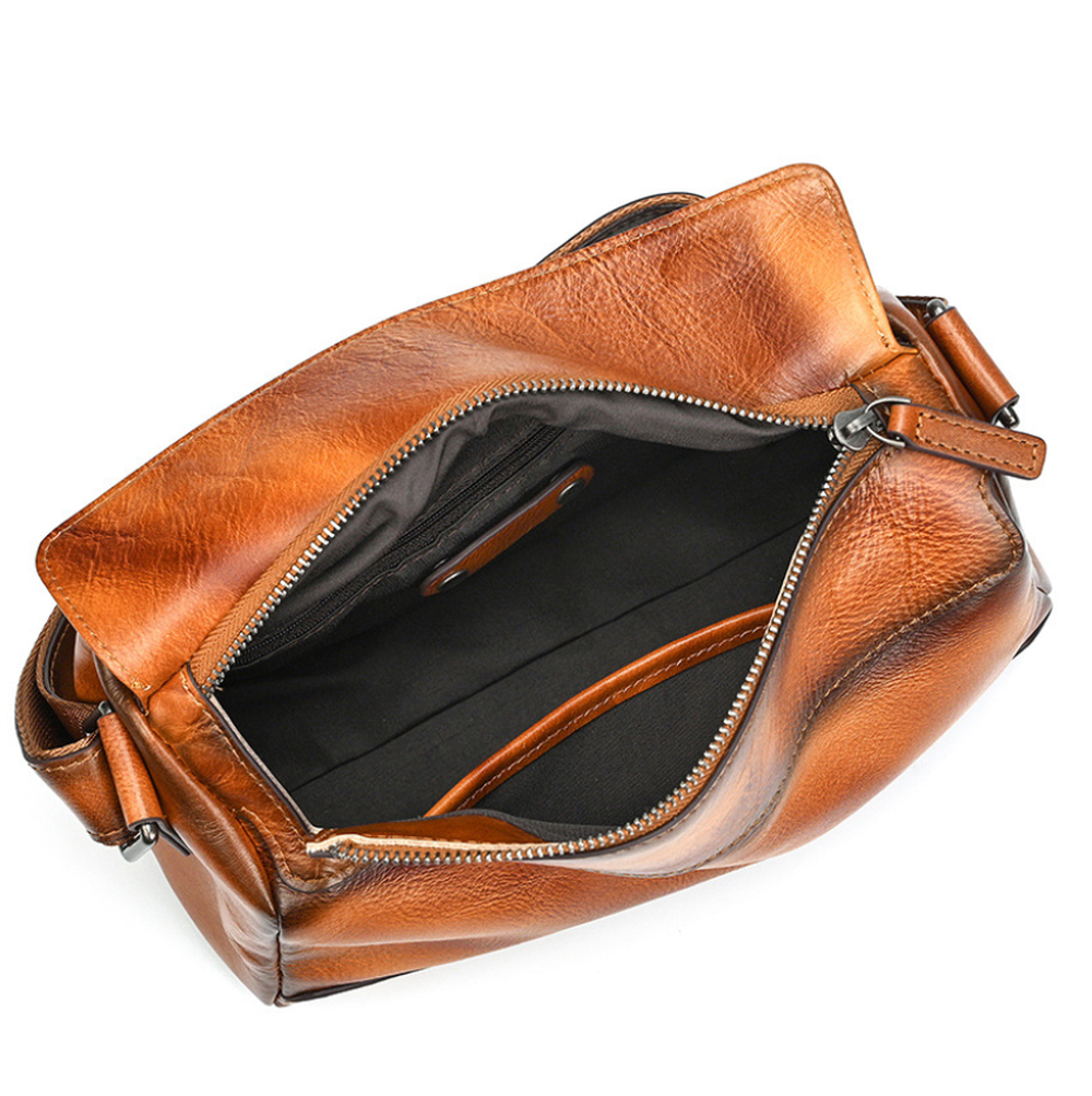 Woosir vintage leather crossbody bag open interior