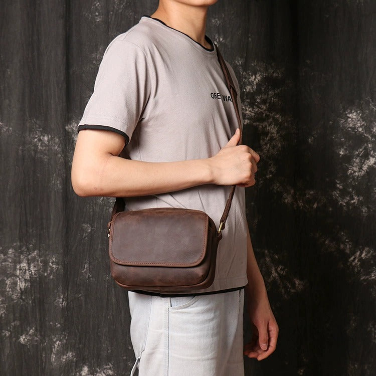 Vintage leather small crossbody bag wearing view