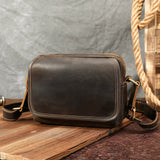 Woosir Vintage Crazy Horse Leather Shoulder Bag crazy horse shoulder bag 02 scene